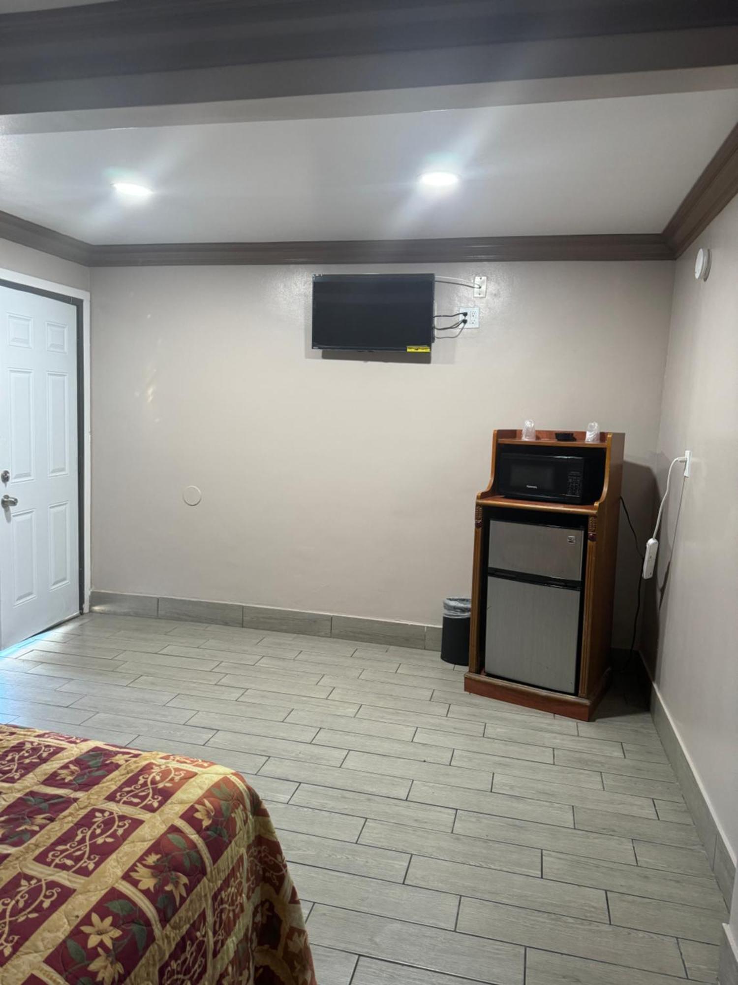 Monterey Motel ロングビーチ 部屋 写真