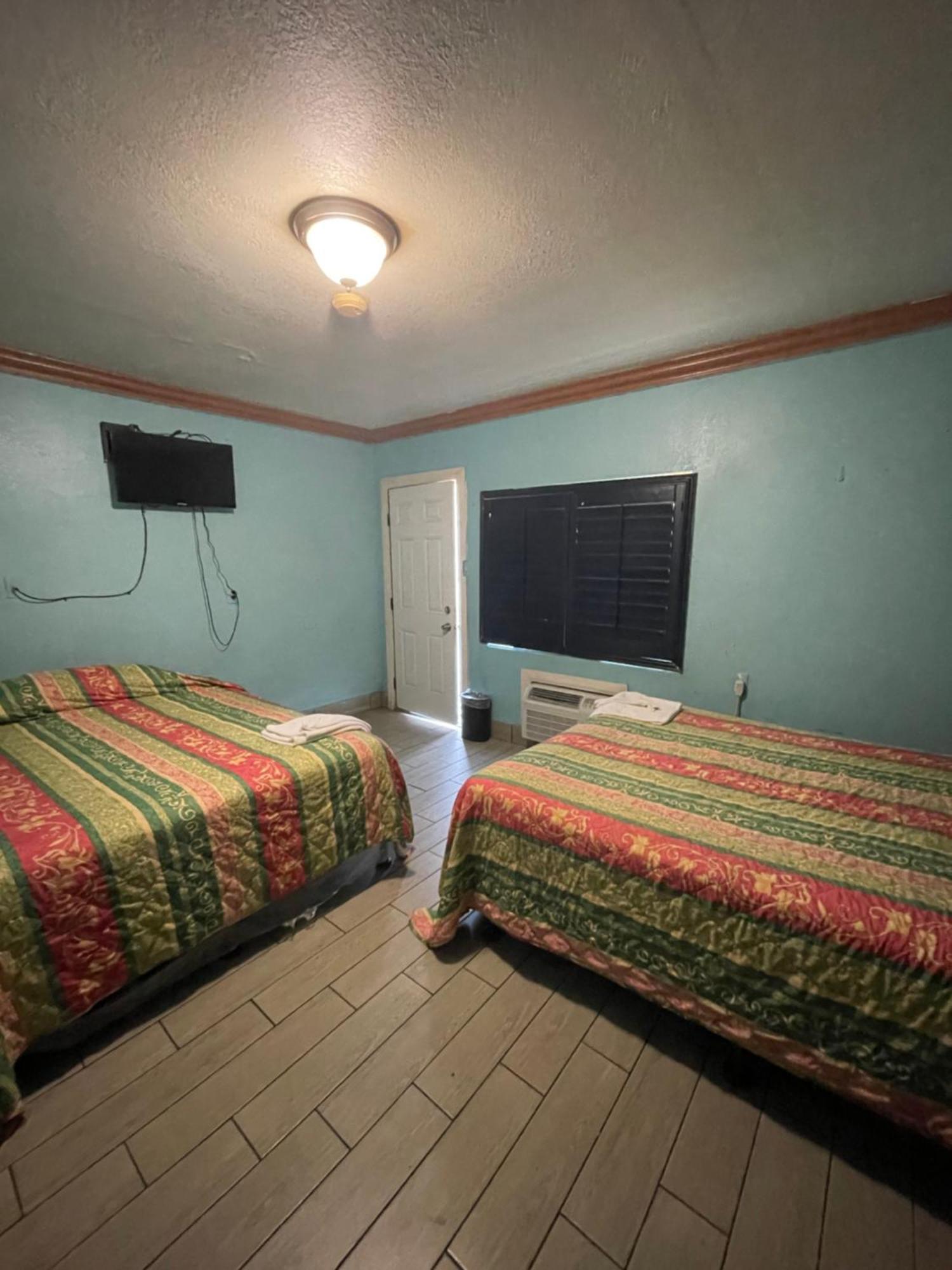Monterey Motel ロングビーチ 部屋 写真